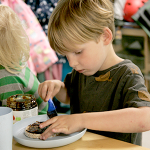 Gezonde voeding - De beste voeding met echte voedingsstoffen biedt de juiste brandstof om te herstellen en te groeien en ontwikkelen.