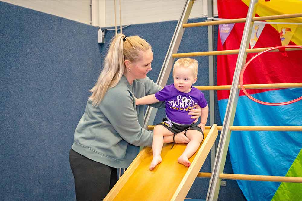 Zo help je jouw kind met veranderingen - Veranderingen zijn vaak moeilijk voor kinderen, maar door duidelijke communicatie, het handhaven van routine en het aanmoedigen van zelfexpressie kun je ze helpen zich aan te passen.