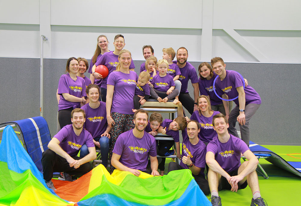 Samen bewegen en spelen met het Monkey Moves team
